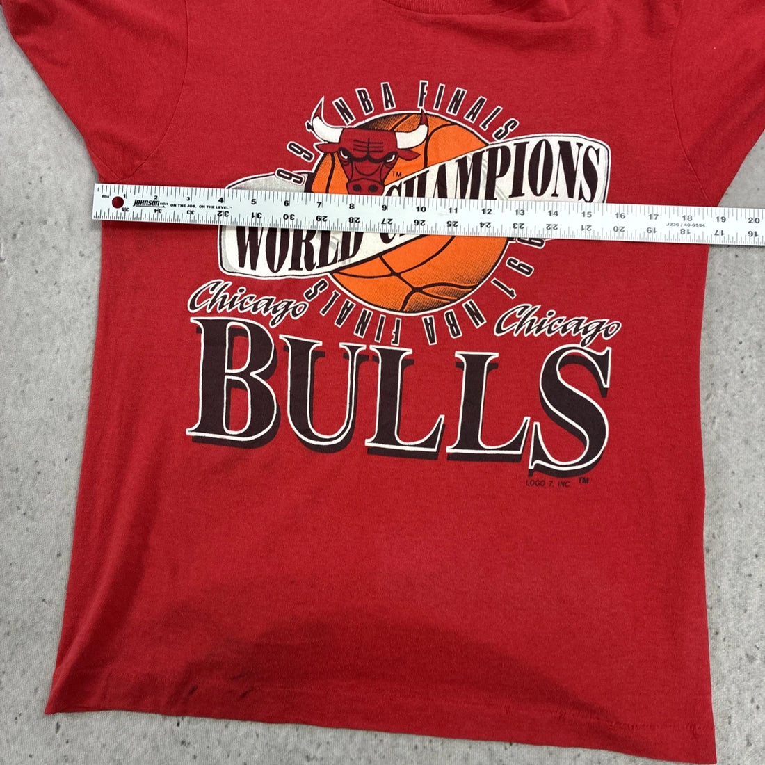 Chicago Bulls World Champions 1991 T-Shirt Size Medium NBA