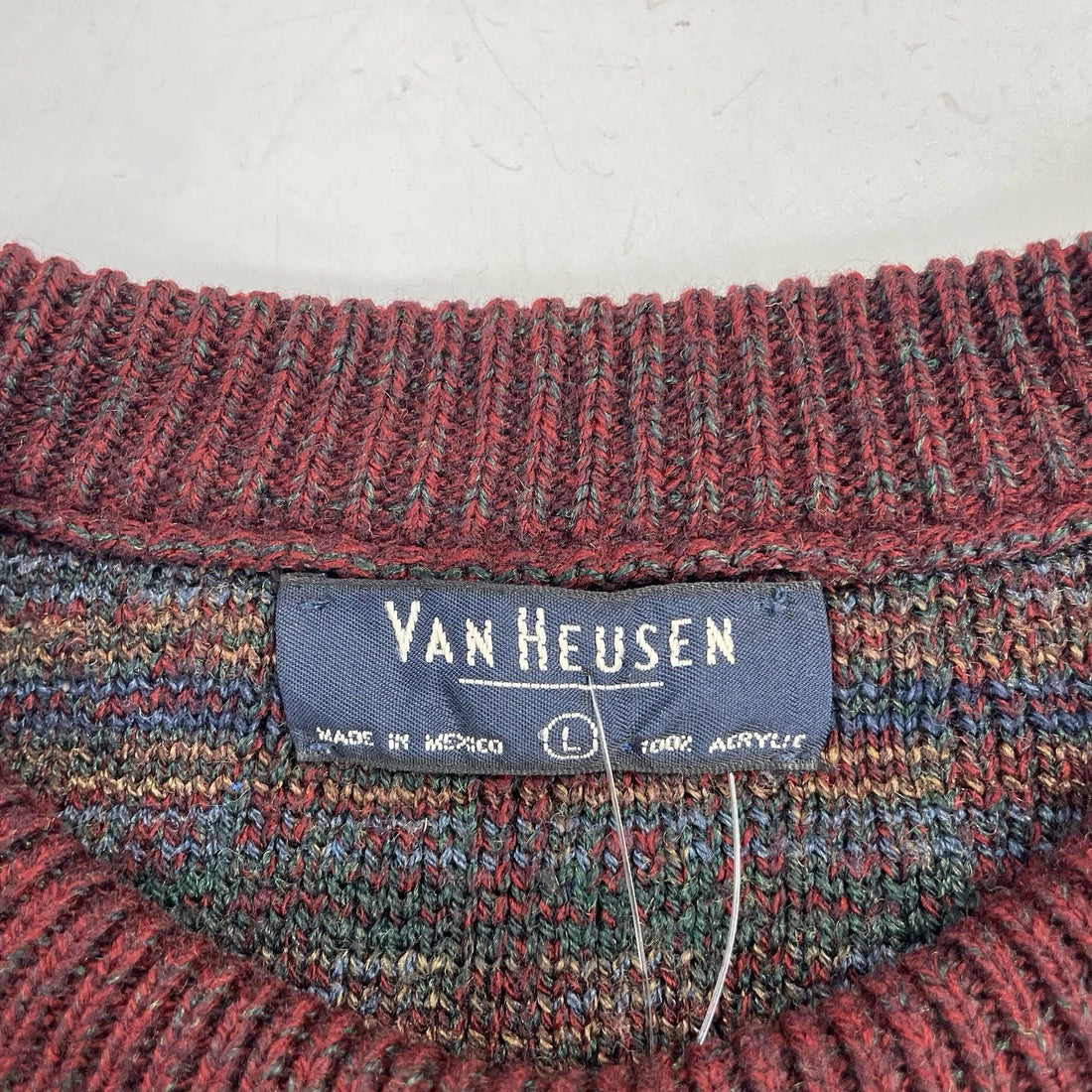 Vintage Van Heusen Crewneck Sweater Size Large
