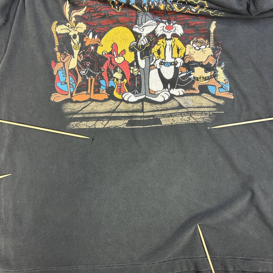 Vintage Looney Tunes Metal Tunes T-Shirt Size XL 90s