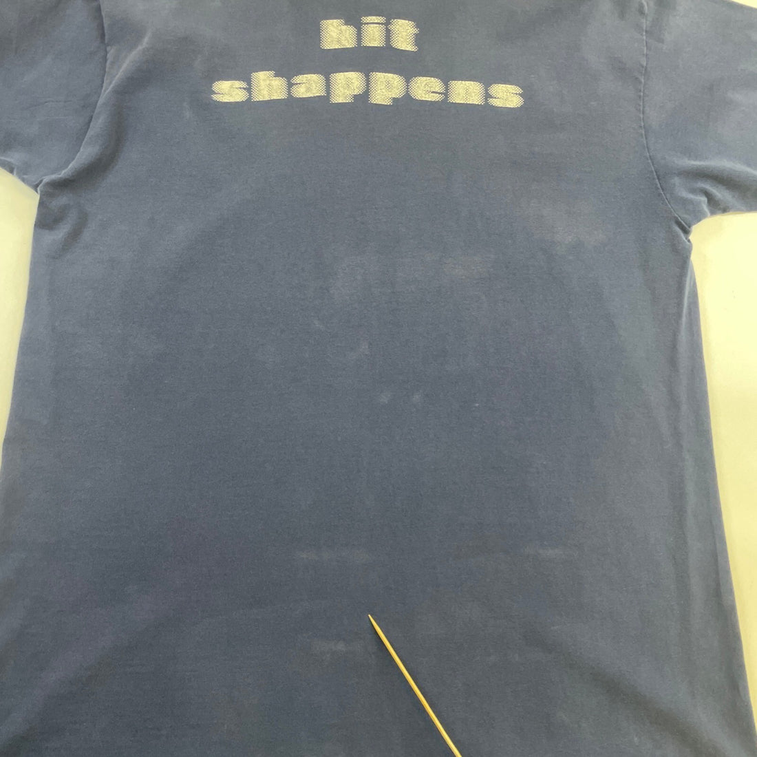 Vintage Red Eyes Hit Shappens T-Shirt Size XL 90s