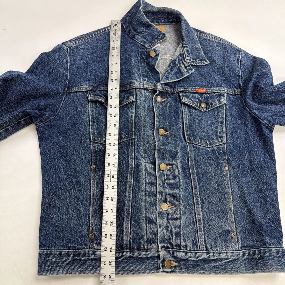 Vintage Wrangler Denim Trucker Jacket Size Large Blue