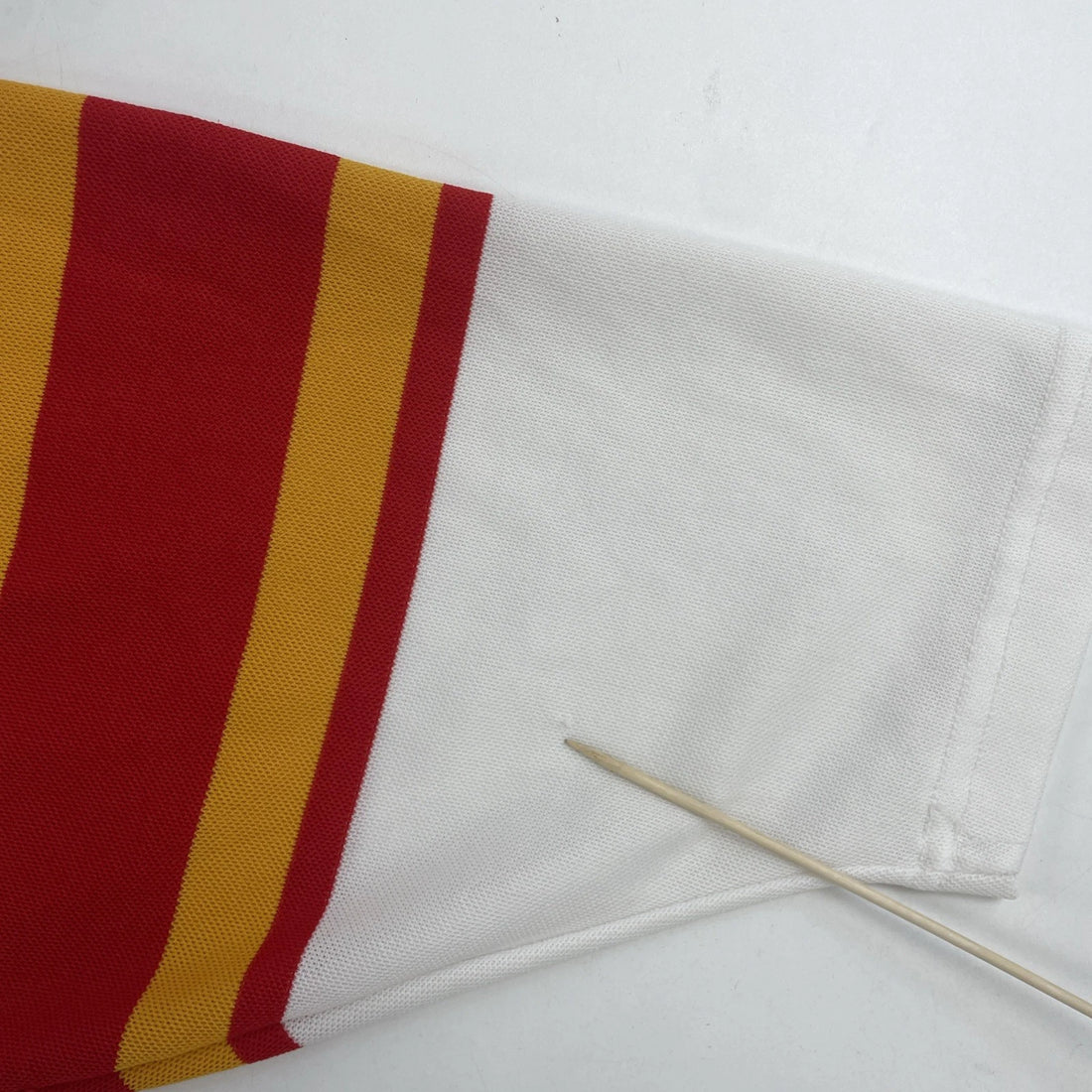 Vintage Calgary Flames CCM Hockey Jersey Size Large 90s NHL