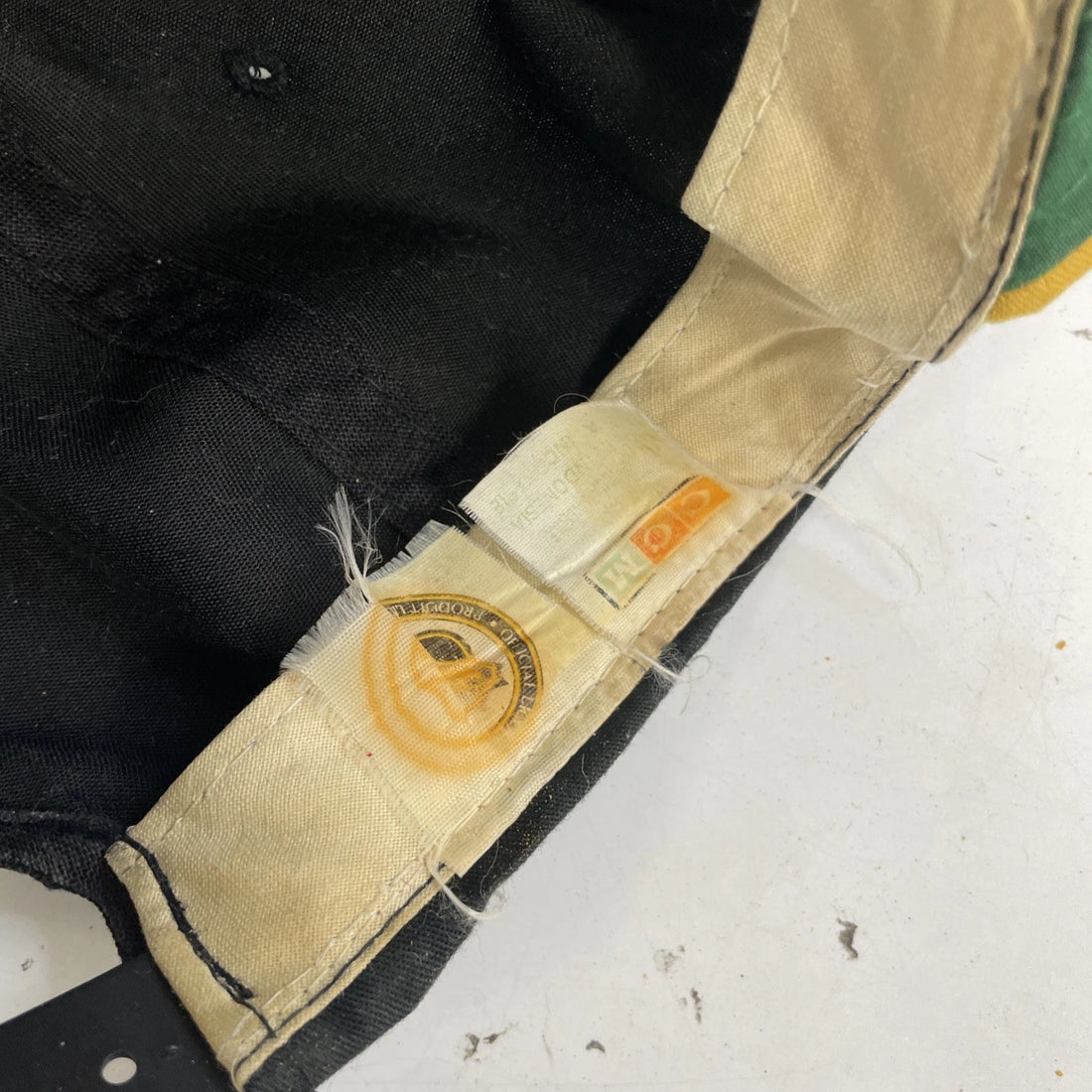 Vintage Pittsburgh Penguins CCM Snapback Hat Cap OSFA 90s NHL