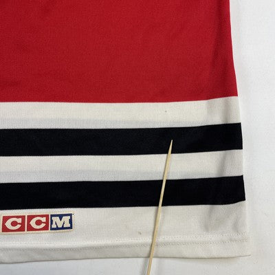 Vintage Chicago Blackhawks CCM Jersey Size Large NHL