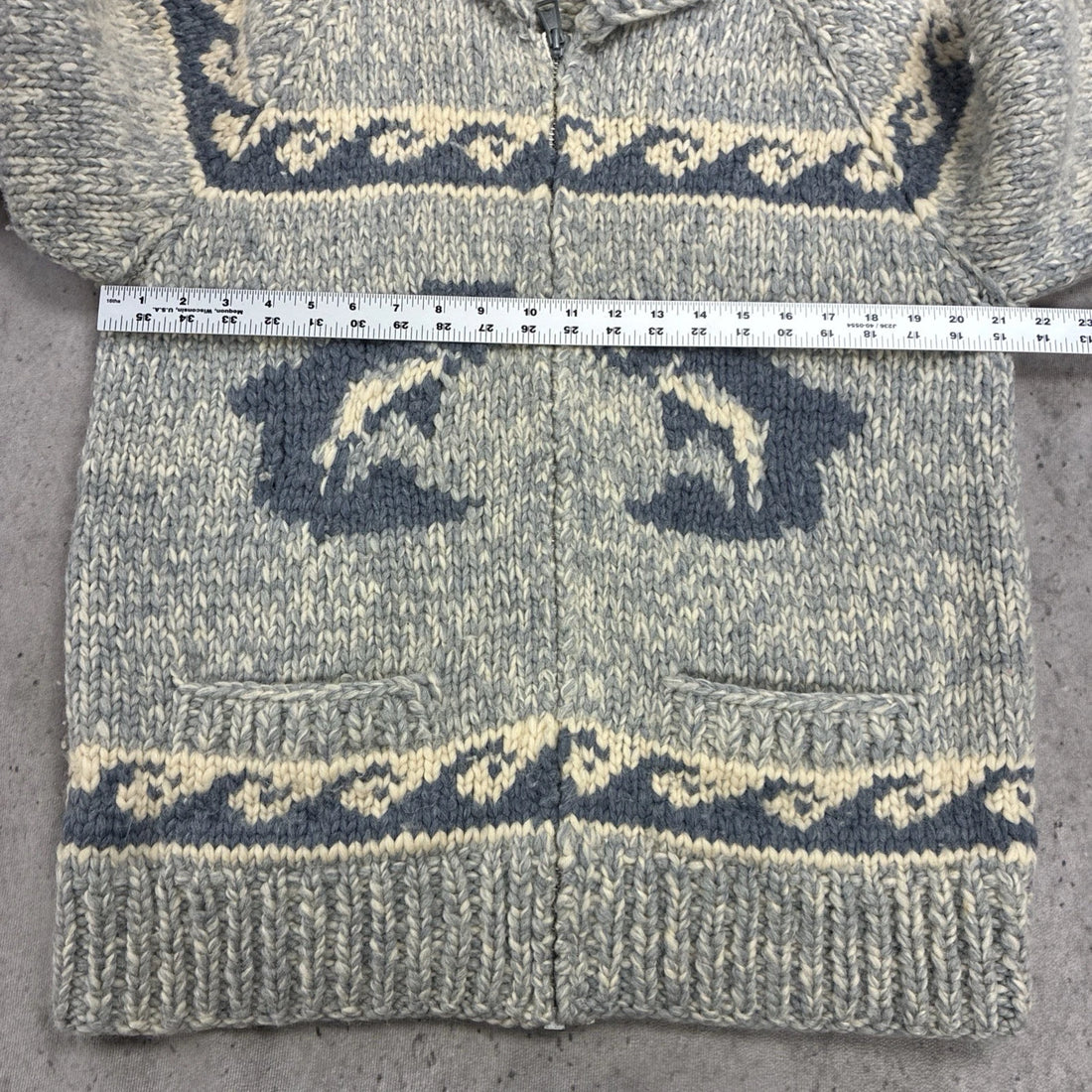 Fish Wool Knit Cowichan Sweater Size Large Vintage