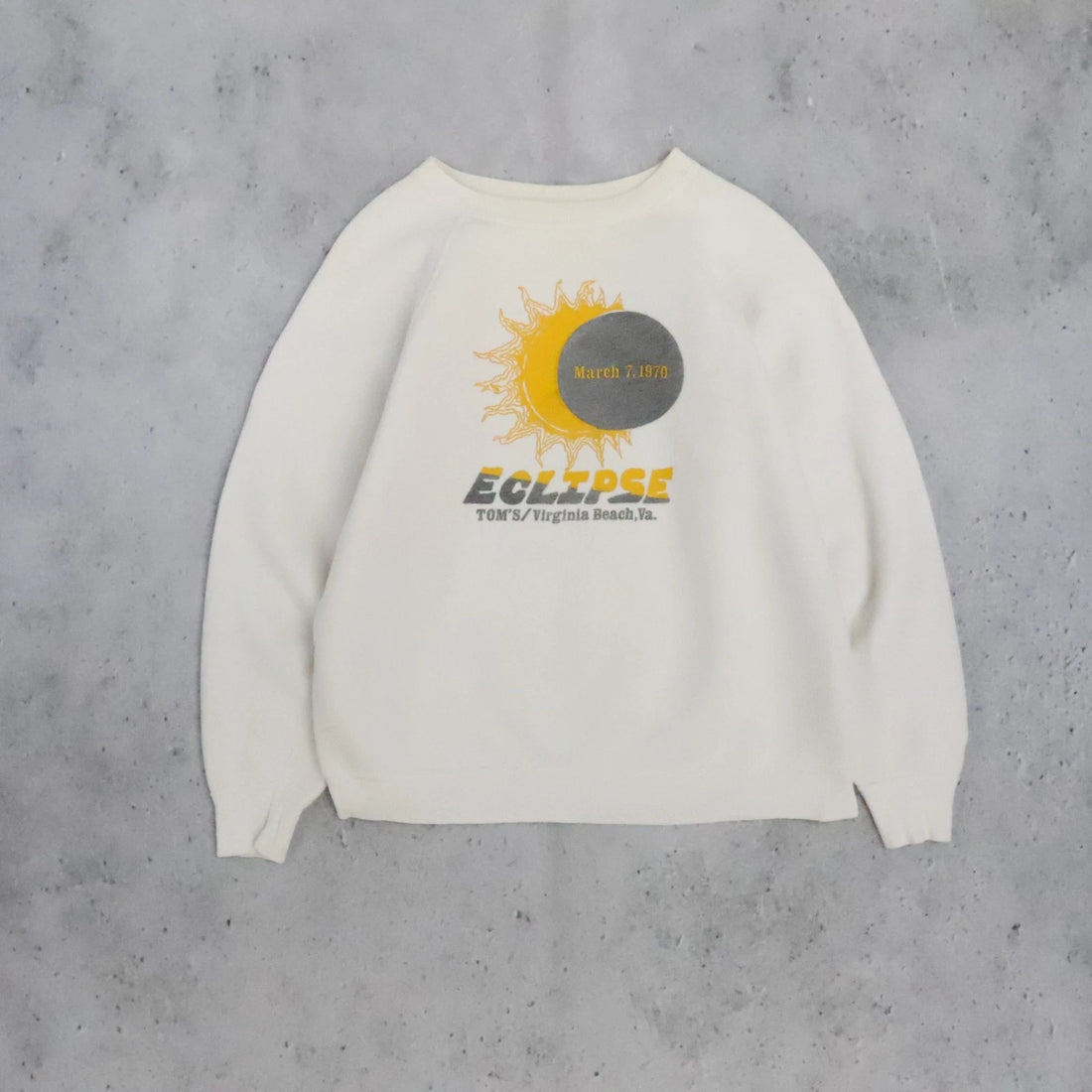 Vintage Eclipse Tom's Virginia Beach Sweatshirt Size Medium 70s