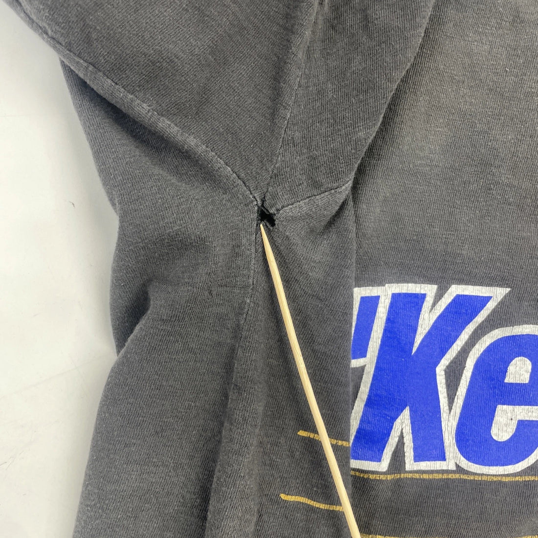 Vintage O'Keefe T-Shirt Size Medium Beer Promo