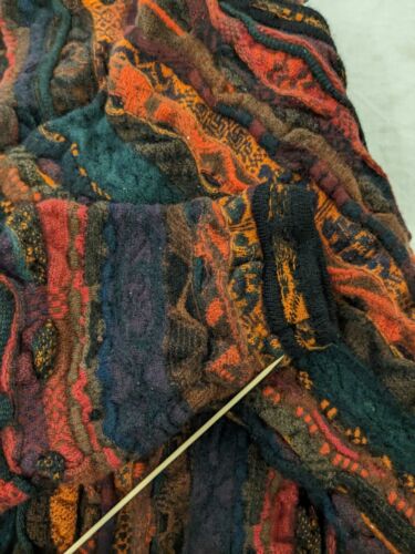 Vintage Coogi 3D Knit V-Neck Sweater Size Large Multicolour