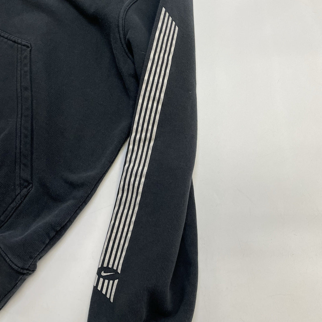 Vintage Nike Sweatshirt Hoodie Size Medium Black Spell Out
