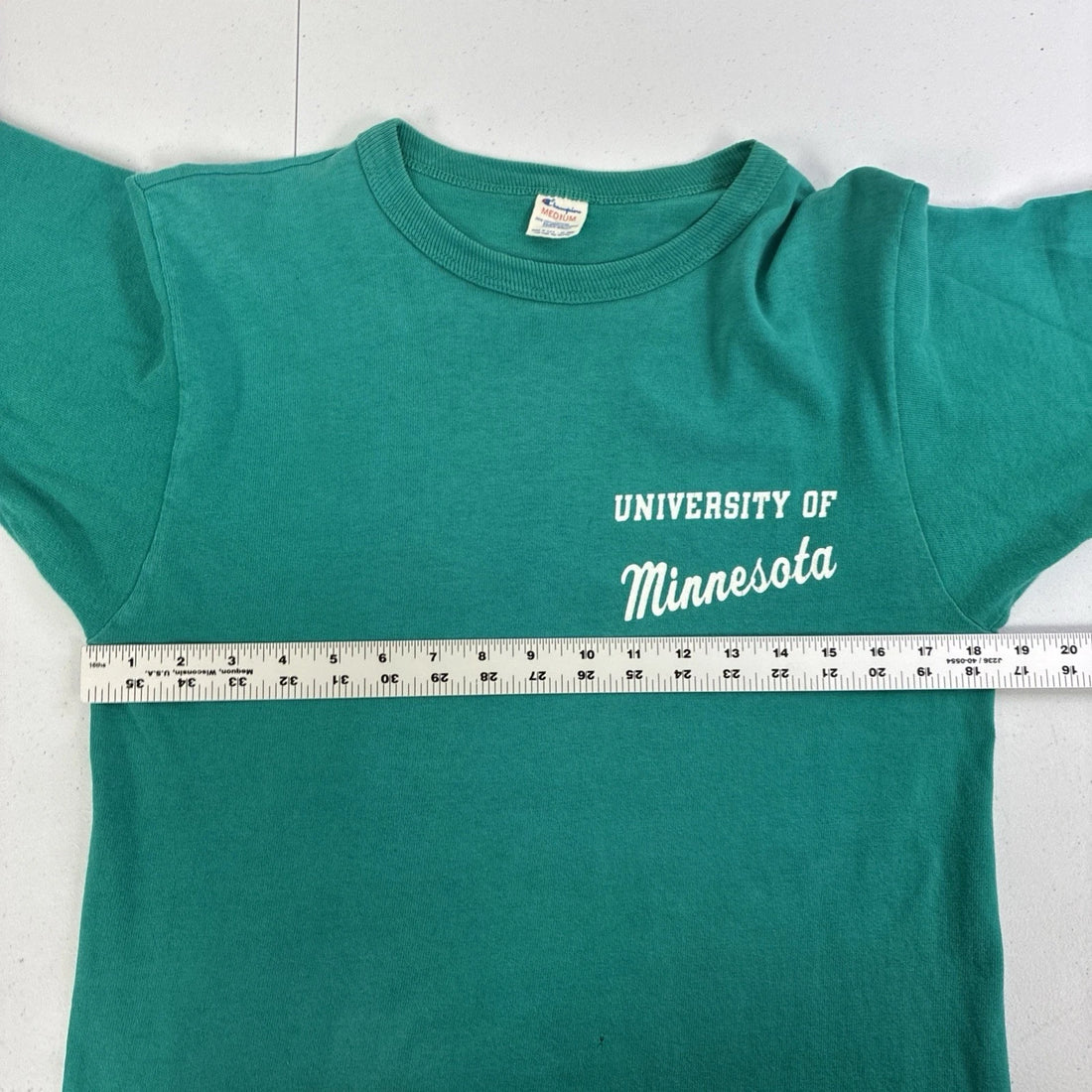 Vintage University Minnesota Duluth Champion T-Shirt Size Medium 80s