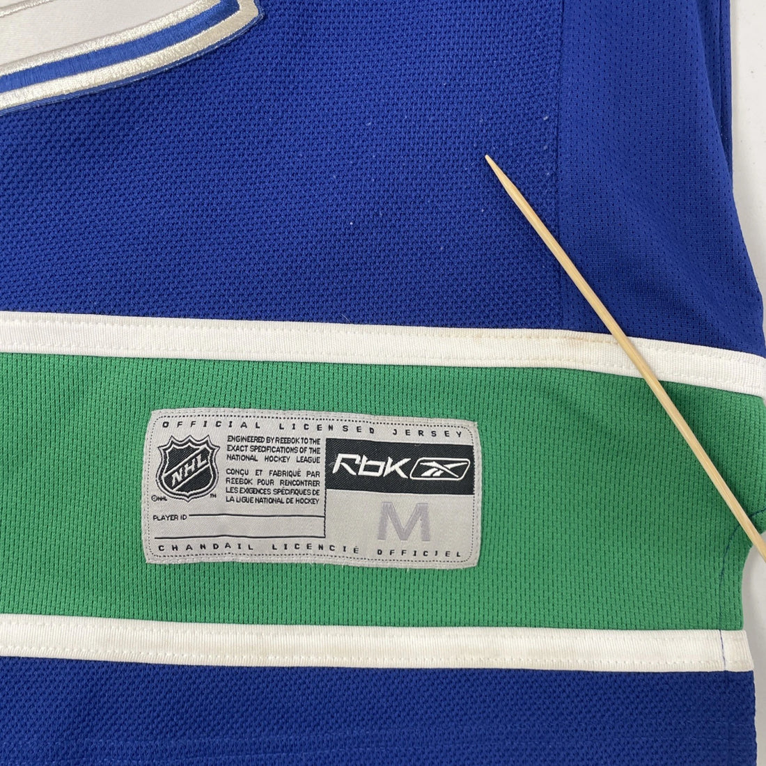 Vancouver Canucks Reebok Jersey Size Medium NHL