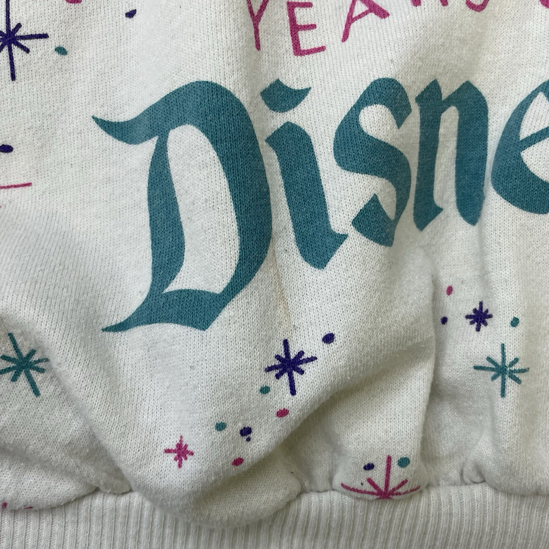 Vintage Mickey Mouse Disneyland Crewneck Sweatshirt Size L/XL All Over Print 90s