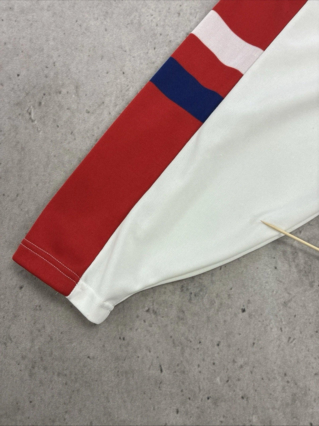 Vintage Team USA CCM Hockey Jersey Size Large IIHF