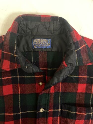 Vintage Pendleton Wool Lodge Button Up Shirt Size Medium Plaid