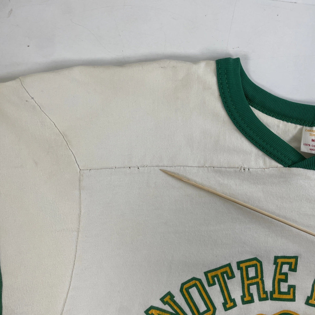 Vintage Notre Dame Fighting Irish T-Shirt Size Medium 80s NCAA
