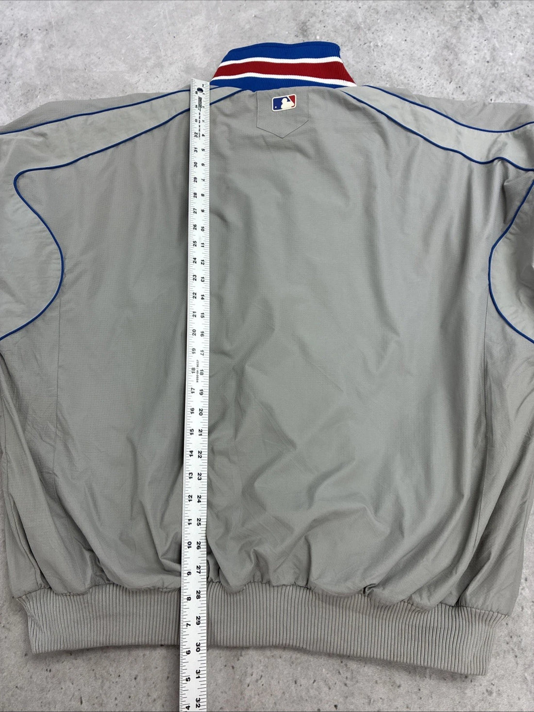 Chicago Cubs Majestic Dugout Bomber Jacket Size 2XL MLB