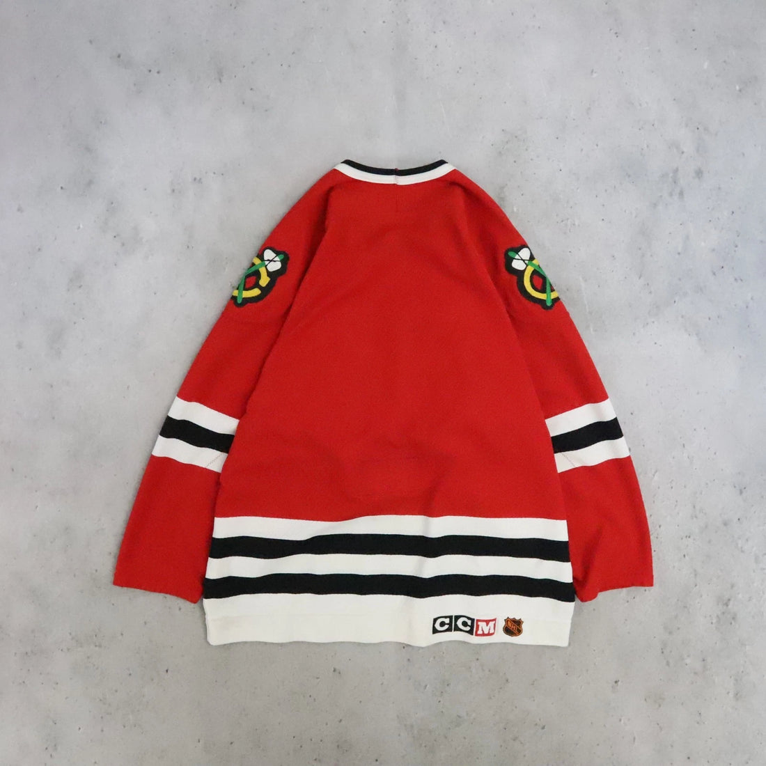 Vintage Chicago Blackhawks Authentic CCM Jersey Size 48 Center Ice NHL