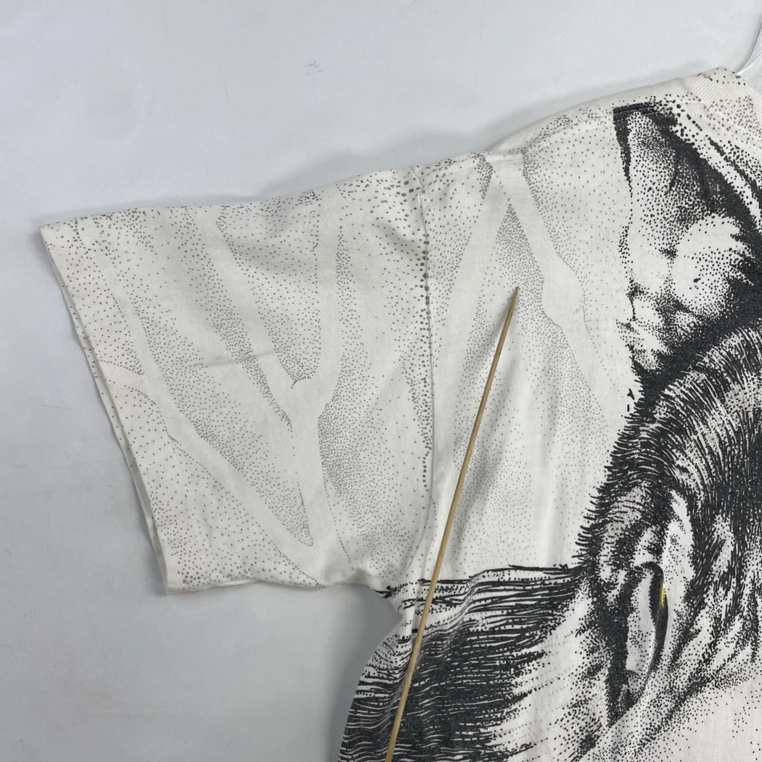 Vintage Wolf T-Shirt Size Large Nature All Over Print 90s