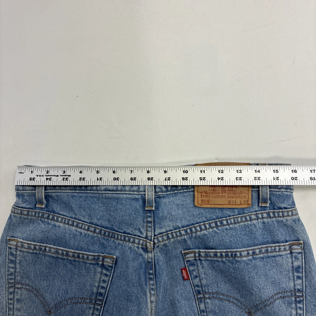 Vintage Levi Strauss & Co 505 Denim Jeans Pants 33 X 32 00505-4834