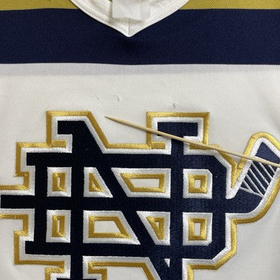 Vintage Notre Dame Fighting Irish Hockey Jersey Size Large 90s NCAA
