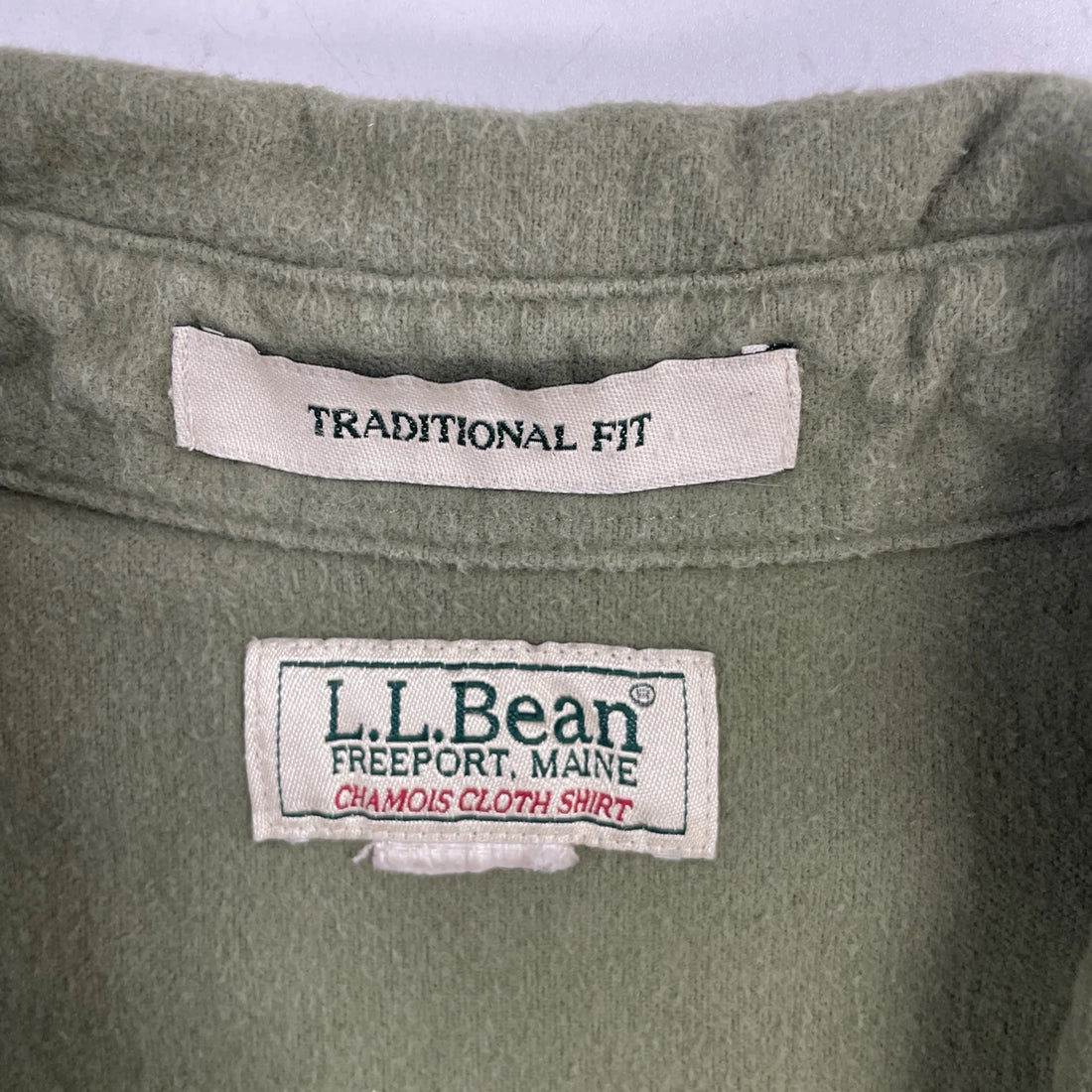 Vintage L.L. Bean Button Up Shirt Size XL Green