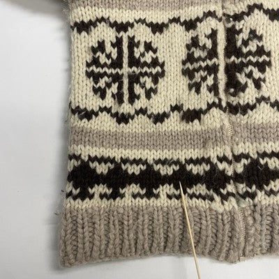 Vintage Snowflake Wool Knit Cowichan Sweater Size Large