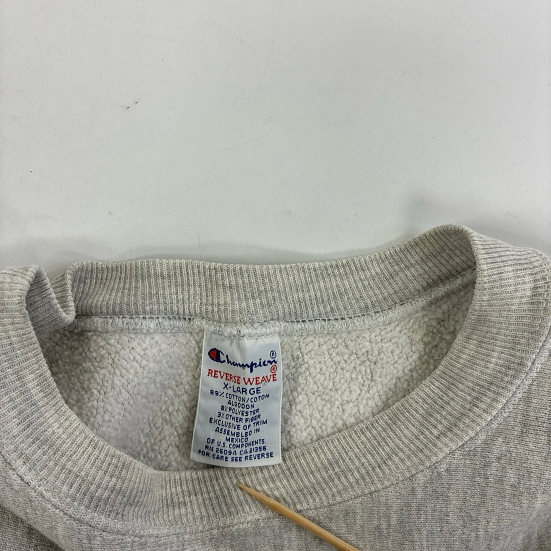 Detroit Pistons Champion Reverse Weave Crewneck Sweatshirt XL Vintage 90s NBA
