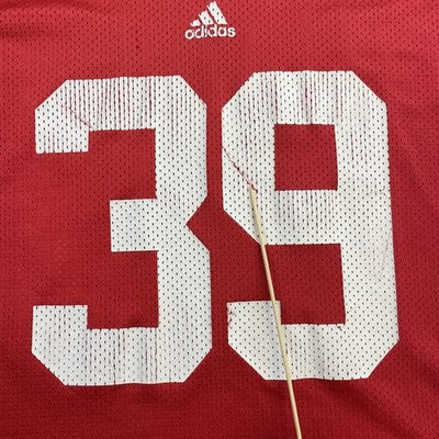 Vintage Wisconsin Badgers Adidas Football Jersey Size Medium NCAA