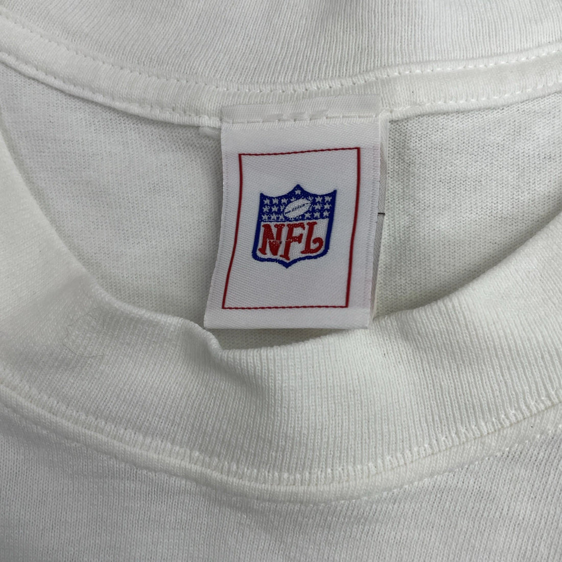 Vintage Tampa Bay Buccaneers T-Shirt Size XL NFL