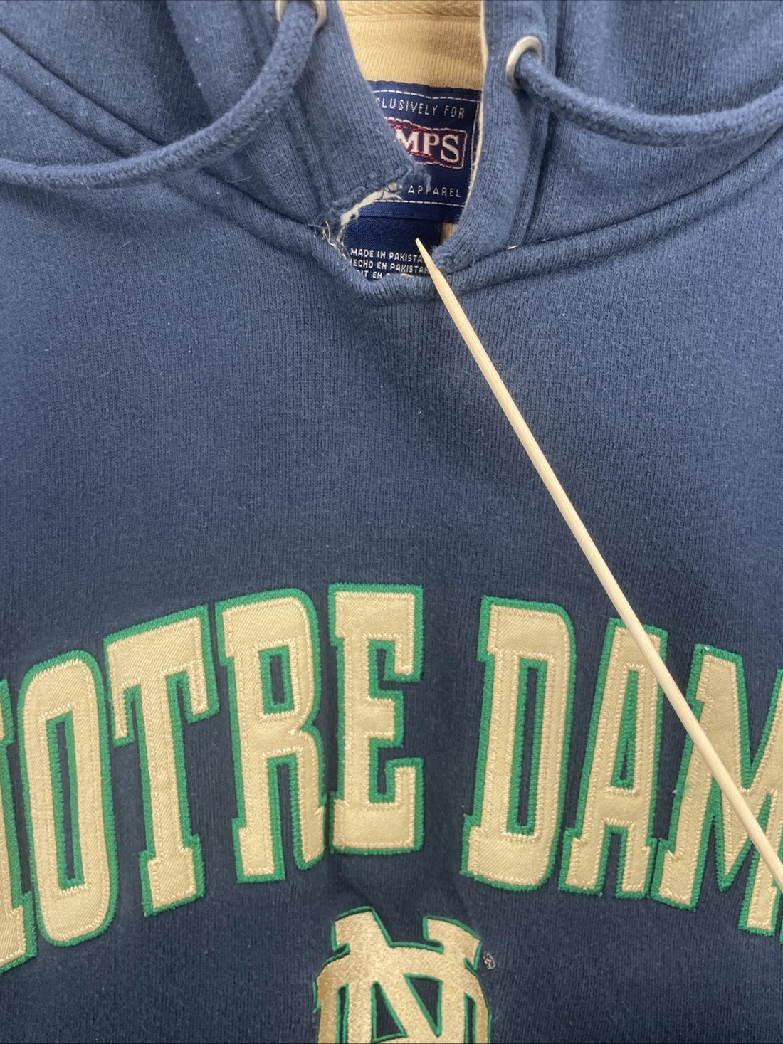 Notre Dame Fighting Irish Sweatshirt Hoodie Size Medium NCAA