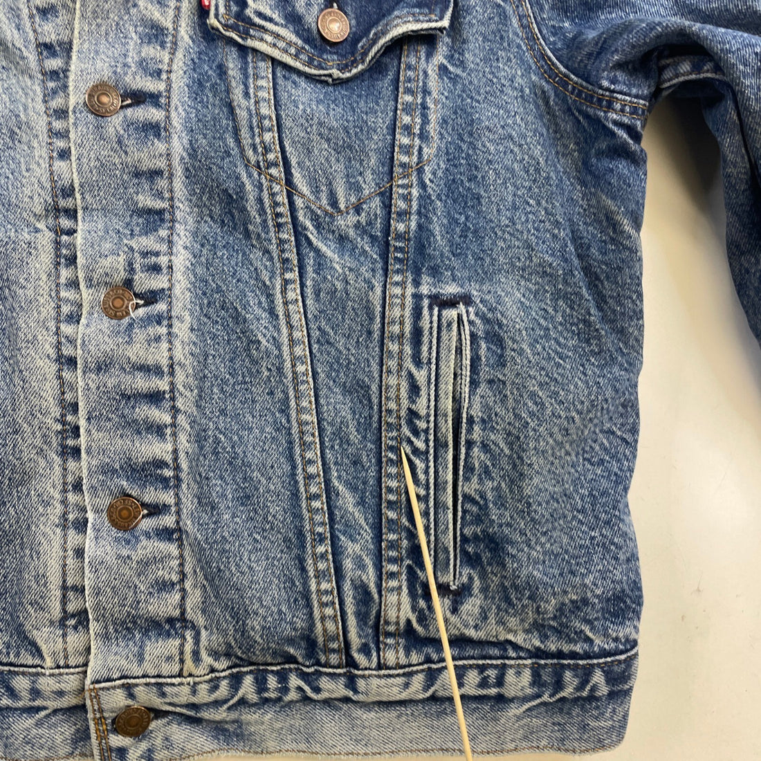 Vintage Levi's Denim Trucker Jacket Medium Buffalo Plaid Lined