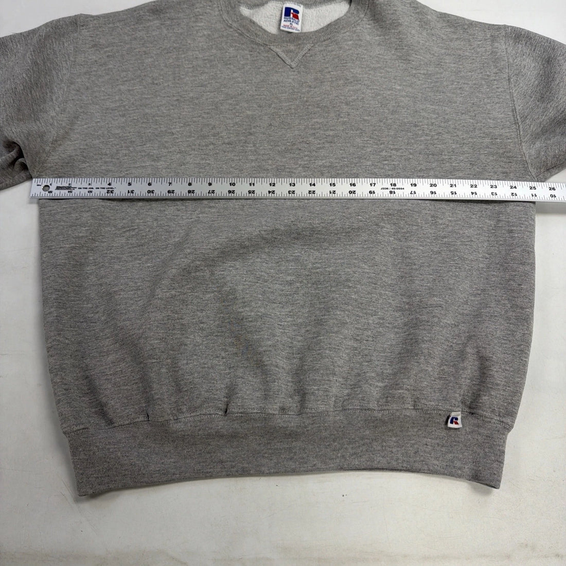 Vintage Russell Athletic Crewneck Sweatshirt Size XL Gray 90s