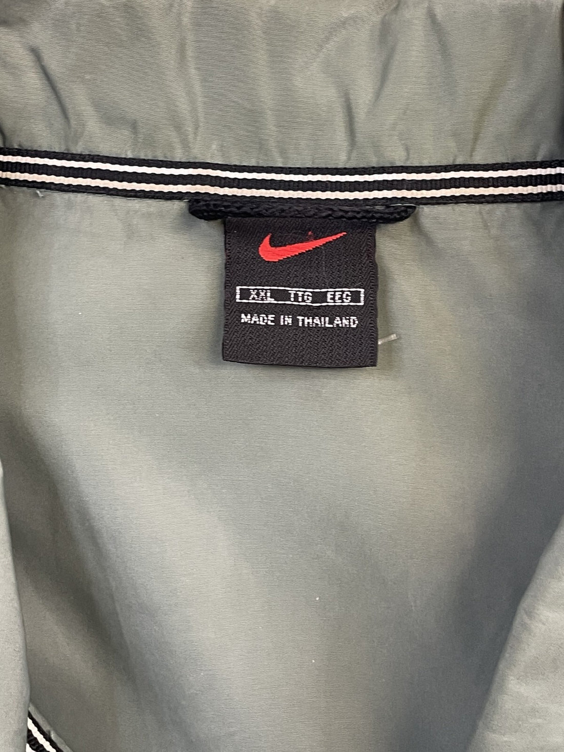 Vintage Nike Windbreaker Light Jacket Size 2XL Green