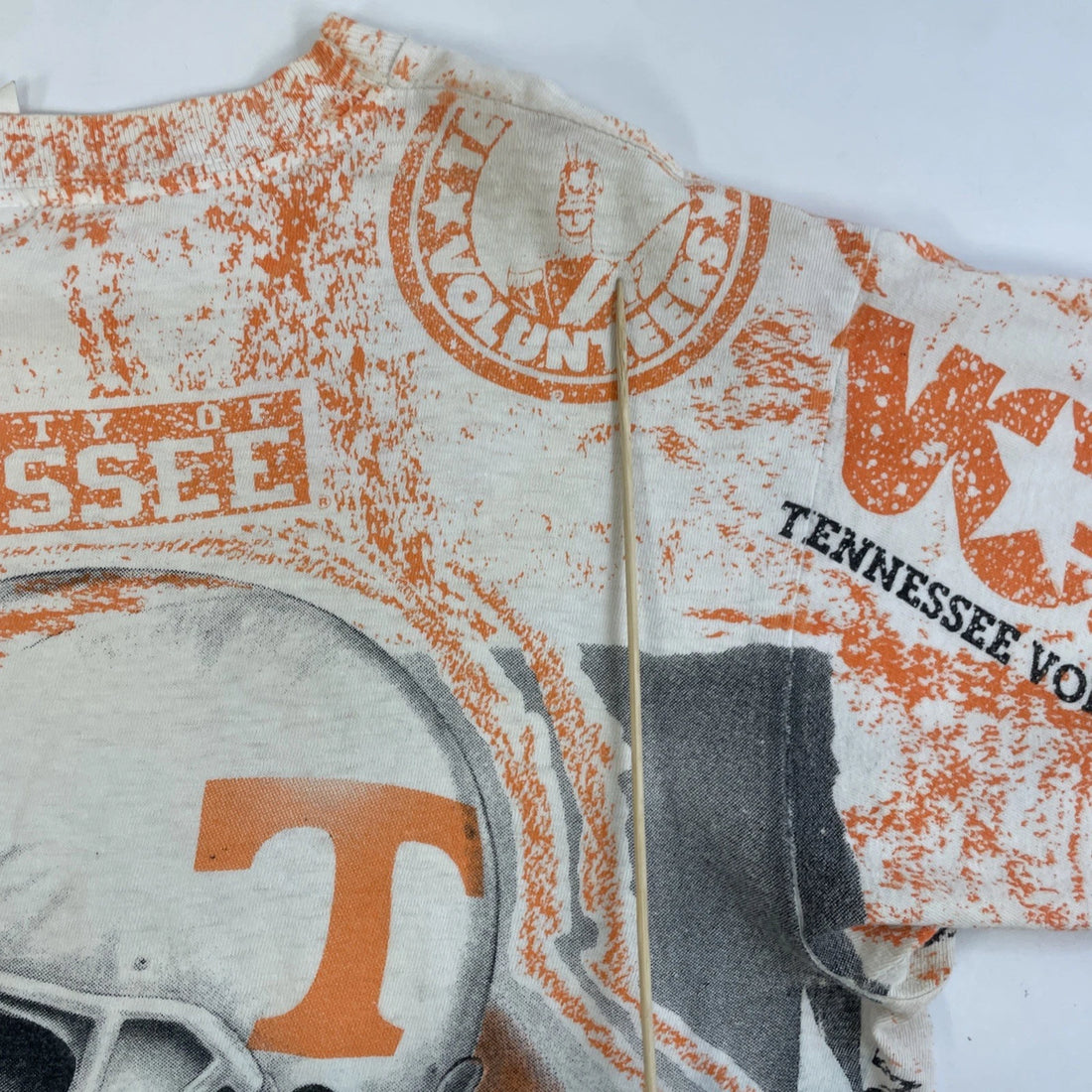 Vintage Tennessee Volunteers Football T-Shirt Size Large All Over Print 90s NCAA
