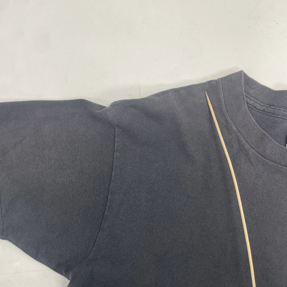 Vintage Body Glove T-Shirt Size Medium 90s