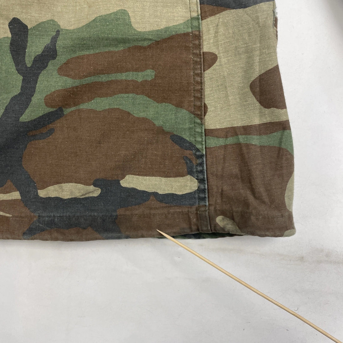 U.S. Army Military Cold Weather Camo Field Coat Jacket Size Medium Short