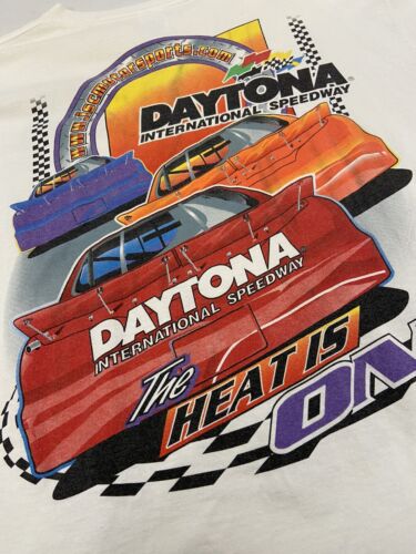 Vintage Daytona International Speedway The Heat Is On Racing T-Shirt Size XL 90s