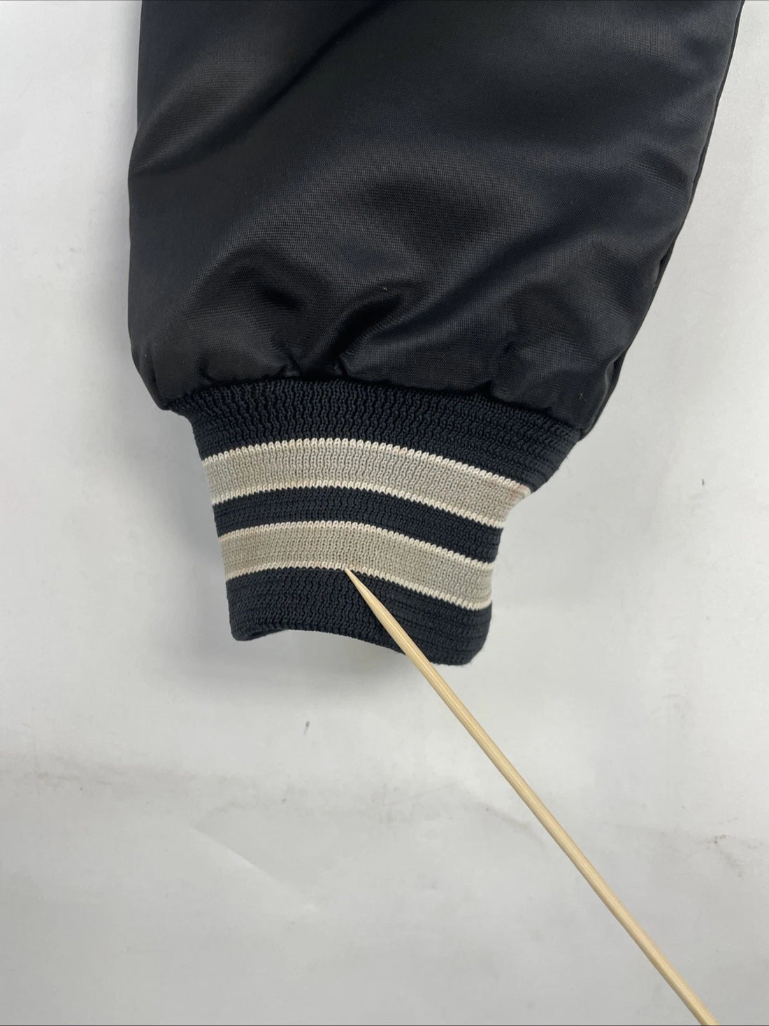 Vintage Los Angeles Oakland Raiders Locker Line Satin Bomber Jacket Small NFL