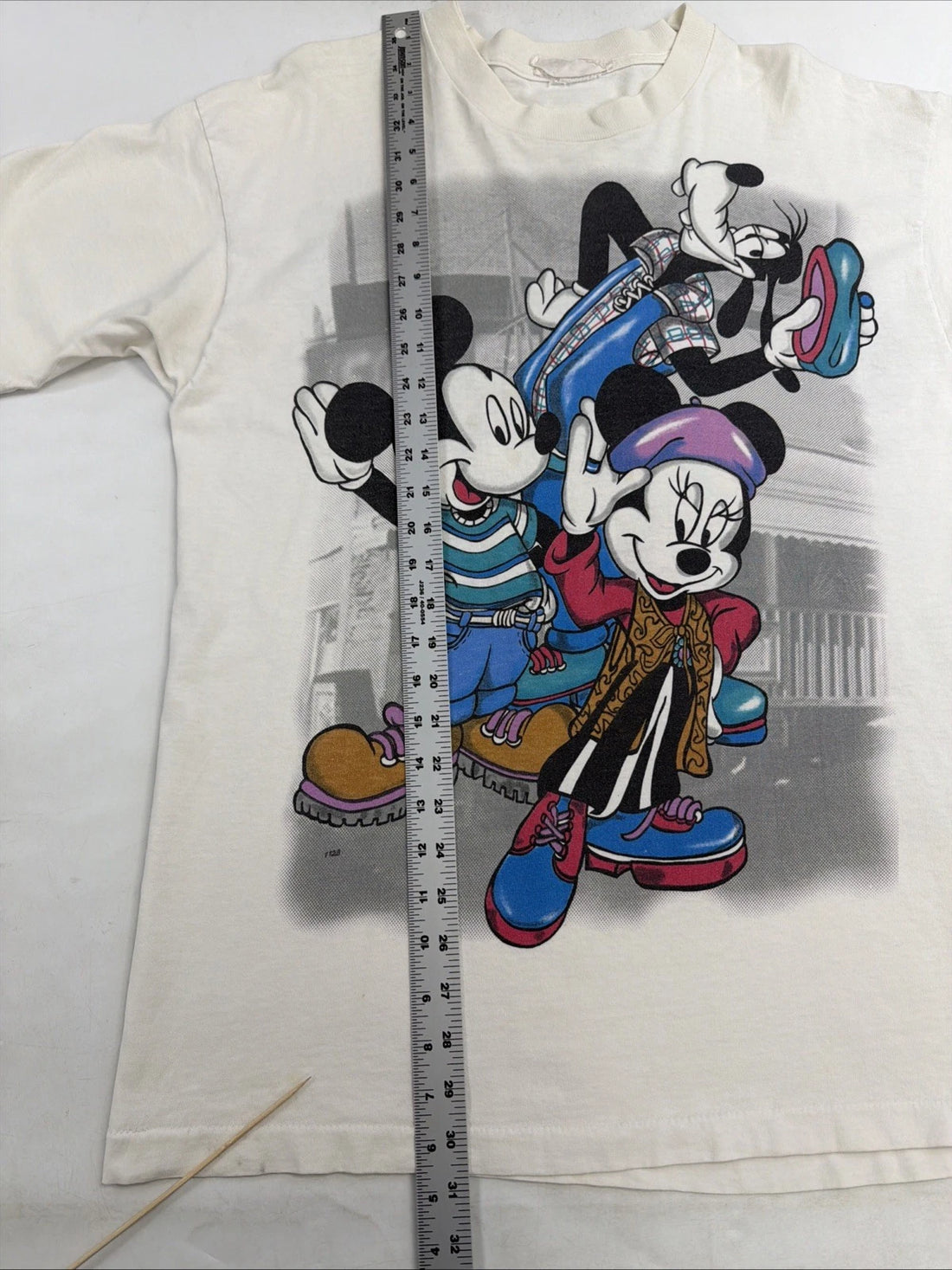 Vintage Mickey Minnie Mouse Goofy Disney T-Shirt Size XL Double Sided 90s