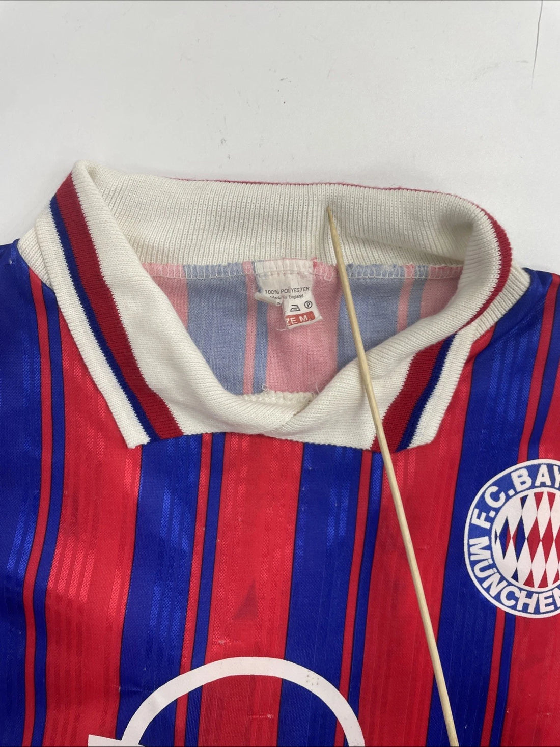 FC Bayern Munchen EV Soccer Football Jersey Size Medium Long Sleeve