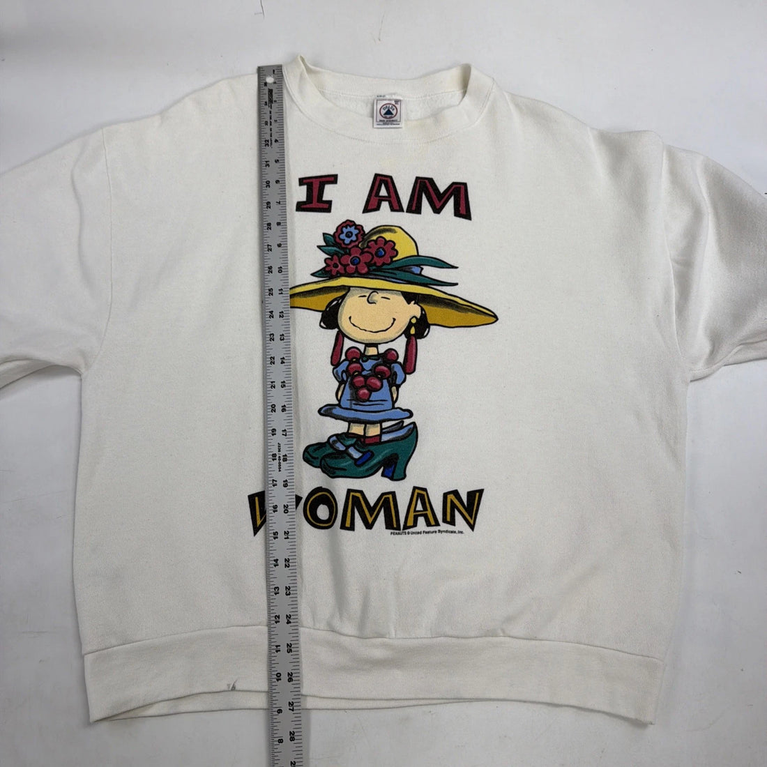Vintage Lucy I Am Woman Peanuts Crewneck Sweatshirt Size XL