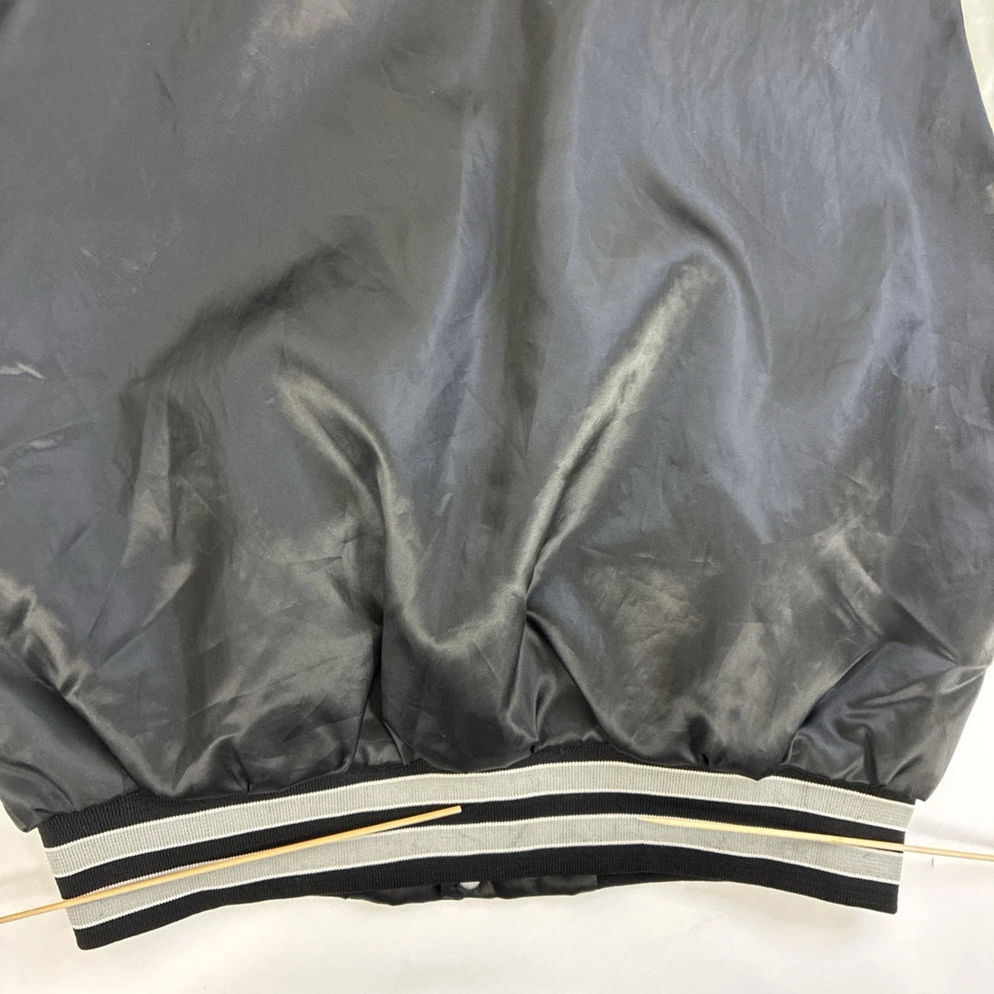 Vintage Los Angeles Oakland Raiders Satin Bomber Jacket Size Large NFL