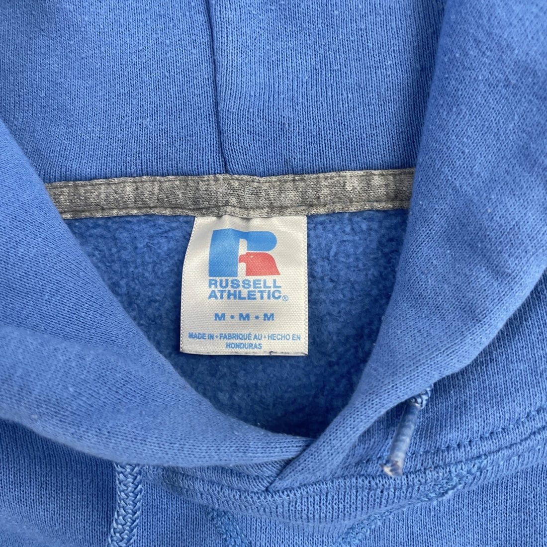 North Carolina Tar Heels Russell Athletic Sweatshirt Hoodie Size Medium NCAA