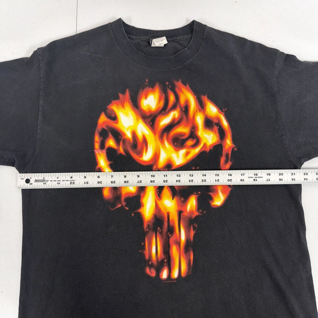Vintage Punisher Flame Skull Marvel Mad Engine T-Shirt Size Large 2004