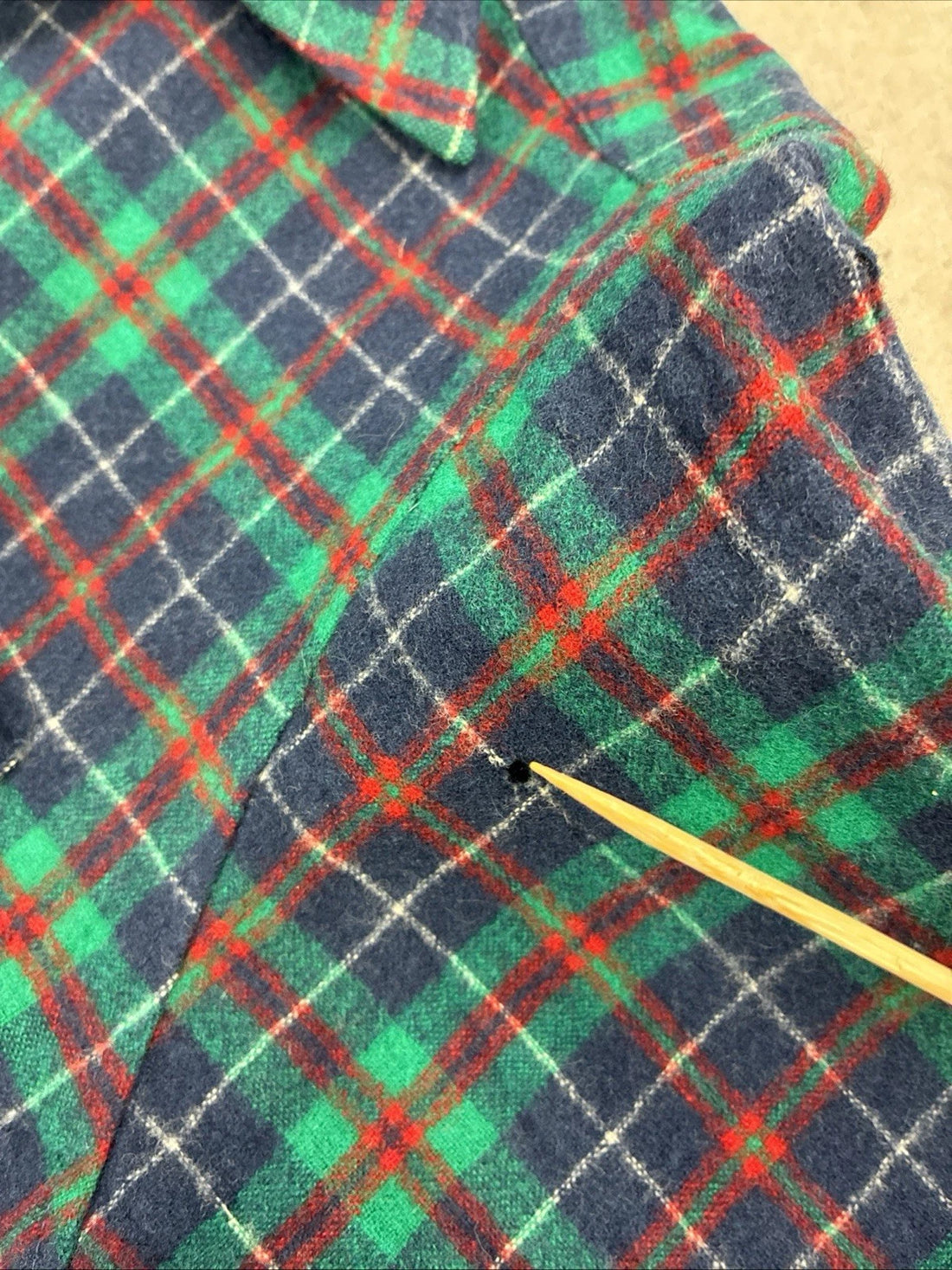 Vintage Pendleton Wool Lodge Button Up Shirt Size Medium