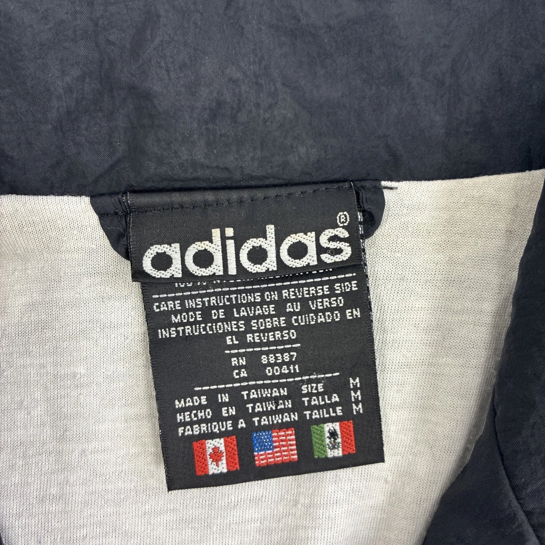 Adidas Windbreaker Light Jacket Size Medium 90s