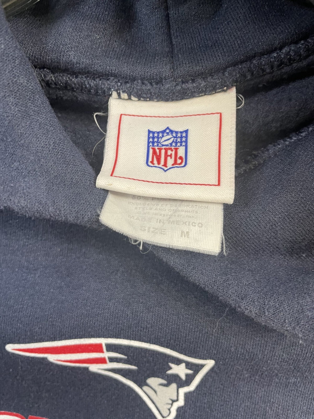 New England Patriots Sweatshirt Hoodie Size Medium NFL