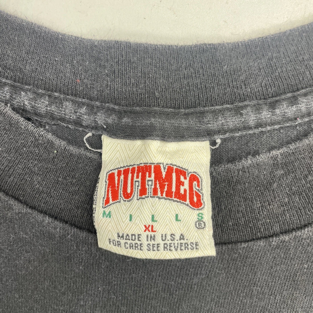 Vintage Boston Celtics Nutmeg T-Shirt Size XL 90s NBA