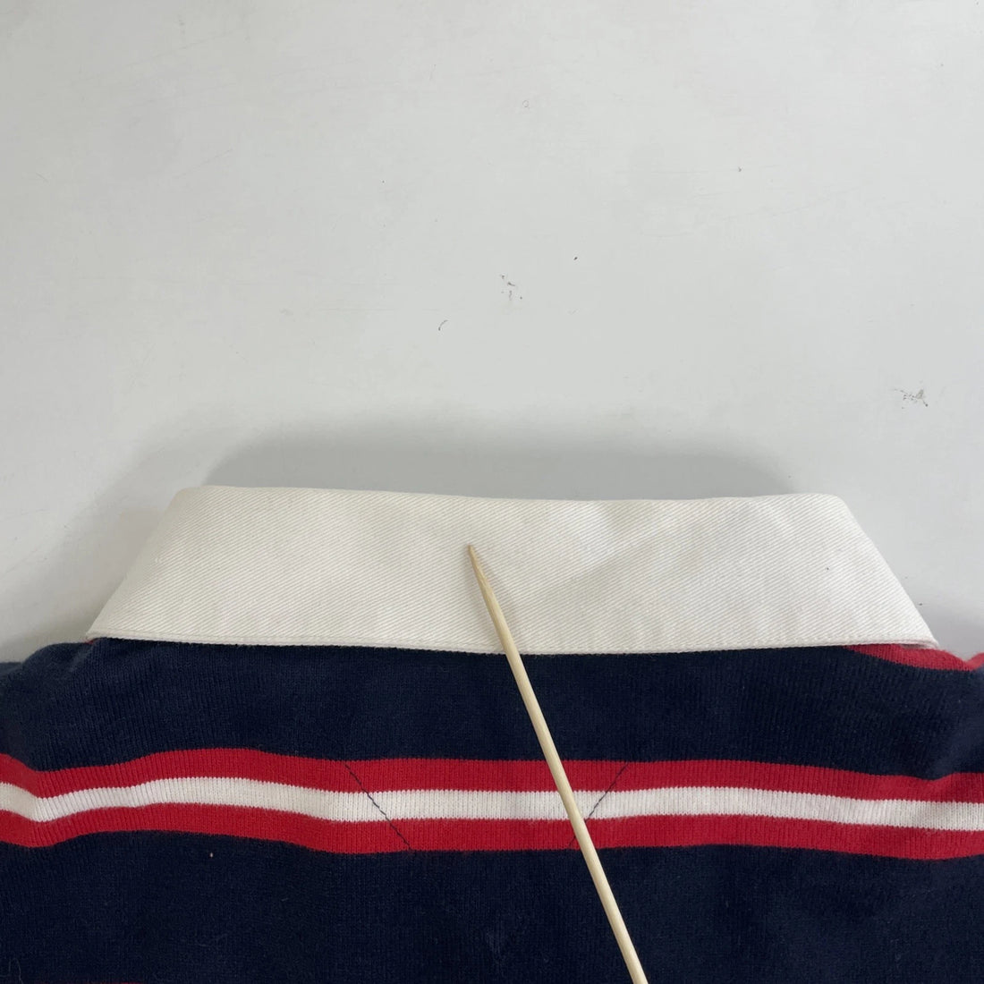 Tommy Hilfiger Crest Rugby Shirt Size XL Striped