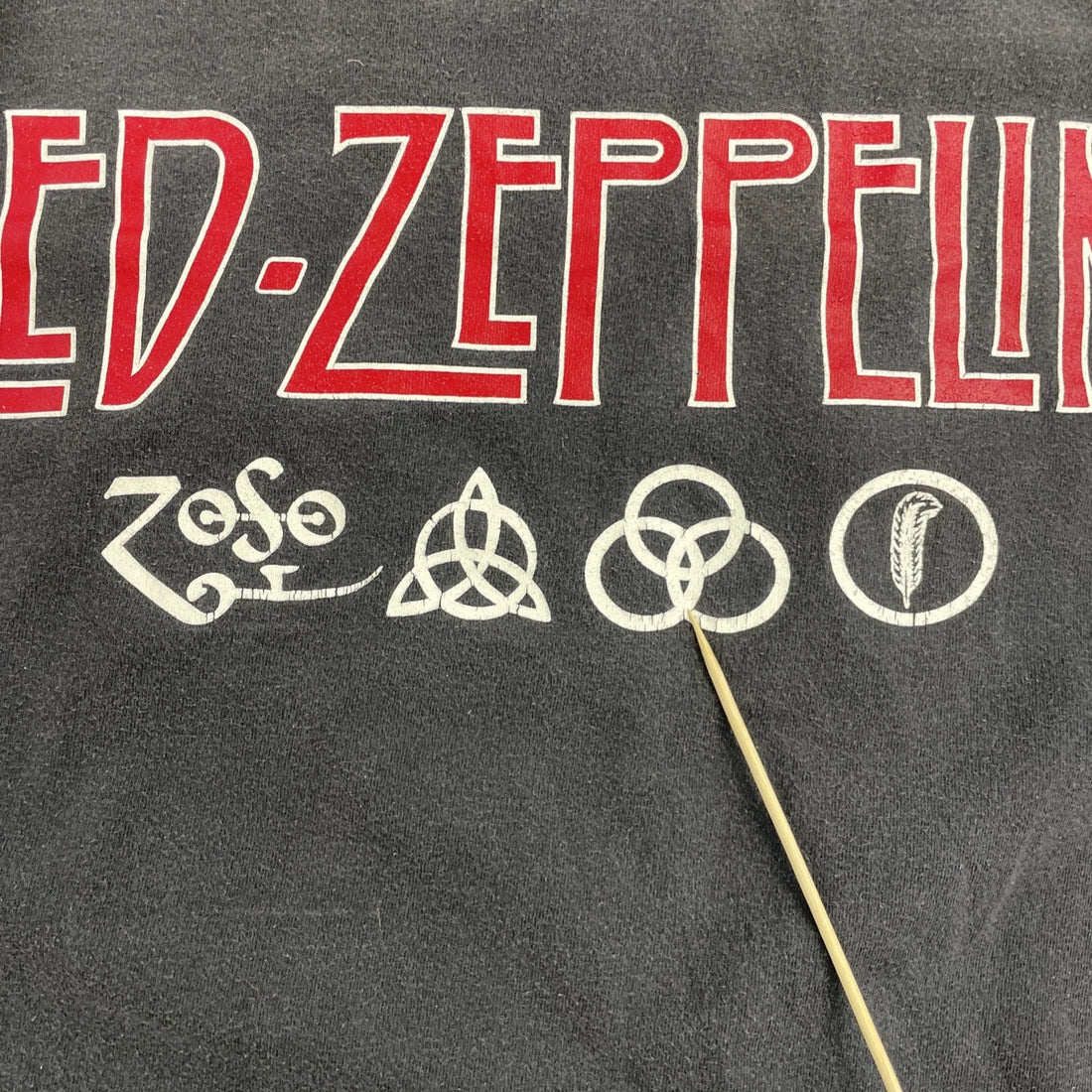 Vintage Led Zeppelin Artimonde T-Shirt Size XL Band Tee 2004